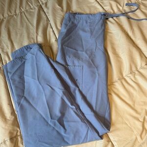 Light blue women, scrubs